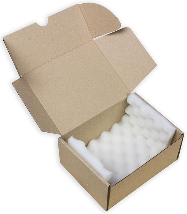 Krempelverpackung mit Schaumstoffeinlage aus Wellpapp Karton